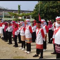 Meriahkan HUT RI, MTsN 3 Bengkulu Utara Gelar Lomba Gerak Jalan Indah