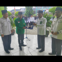 PAI non PNS Kota Bengkulu raih terbaik 1 tingkat Nasional KanKemenag Kota Bengkulu beri Penghargaan