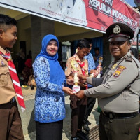 Tim Paskib dan Drumband MAN 1 Lebong Tampil Memukau pada HUT KEMRI ke-74