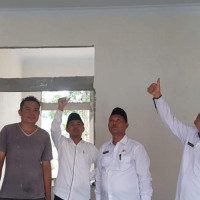 Kakan Kemenag Mm Cek Lokasi Untuk Memastikan Pembangunan Gedung Sbsn Kua Ipuh Berjalan Lancar