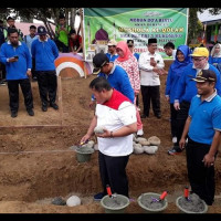 Ka.KUA Air Manjuto Hadiri Peletakan Batu Pertama Pembangunan Mushalla SMAN 3 MM