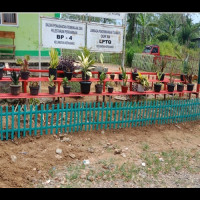 KUA Kecamatan Kepahiang Percantik Lingkungan Kantor