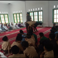 Siswa/i MTsN 1 Kepahiang Belajar Praktek Sholat Dhuha dan Tahfidzul Qur'an