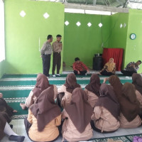 MAN 2 Lebong Terima Sosialisasi Rekruitmen Anggota Polri