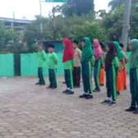 Latihan Upacara Bendera di MIN 4 Benteng Kelas Jauh Sidodadi