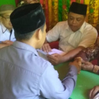 Hindari Nikah Siri, Catin Pondok Kelapa Pilih Nikah Balai