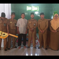 KUA Talang Empat Ukur Arah Kiblat di Desa Nakau