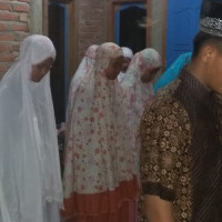 Penyuluh Agama Islam Selagan Raya Bina Anak-anak TPQ Praktek Shalat Jenazah