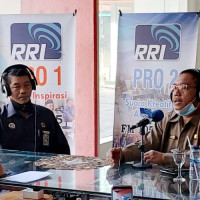 Siaran Materi Penyelenggaraan Pernikahan Pada Kondisi <i>New Norma<i> RRI Pro 1 oleh Kakan Kemenag Kota Bengkulu