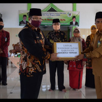 Semoga Bermanfaat, Kemenag Benteng Terima Bantuan dari Kanwil Provinsi Bengkulu untuk Kelengkapan Madrasah