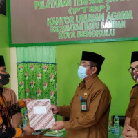 Sambut Kakan Kemenag Kota Bengkulu, Kepala KUA Ratu Samban Curhat Masalah Tanah.