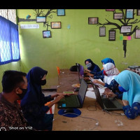 Siswa MTs Negeri 1 Seluma Ikuti Lomba Menulis Kreatif Serba Serbi dibalik Covid 19