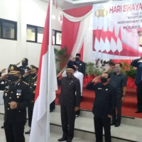 Kepala Kemenag Kepahiang mengikuti upacara hari Bhayangkara ke-74