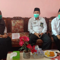 Monev dari Kemenag Kabupaten Seluma di hari pertama tahun ajaran baru 2020/2021 dalam menerapkan tatanan kehidupan baru (New Normal)