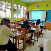 Pengawas Madrasah Beri Pembinaan Supervisi Administrasi Guru  di MIN 1 Bengkulu Tengah