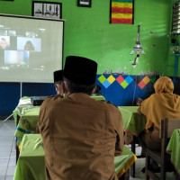 MTsN 2 Mukomuko Fasilitasi Bimtek Virtual Implementasi Kurikulum 2013 dan E-Learning