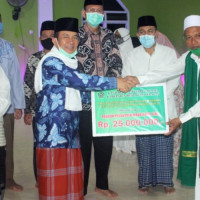 Tangani Covid 19,Kanwil Kemenag Bengkulu Salurkan 25 JT Ke Ponpes YMI