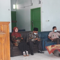 Kepala Kemenag Hadiri Sertijab Kepala MTsN 02 Bengkulu Selatan