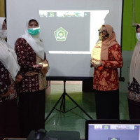 DWP Kemenag Kota Bengkulu Ikuti Webinar Nasional