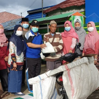 Pojok Ziswa Lagi, Kanwil Kemenag Bengkulu Salurkan Paket Sembako