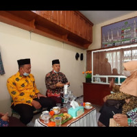 Tim Seksi Bidang PHU Kanwil Kemenag, Periksa SISKOHAT PHU Kemenag RL