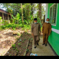 Sidak KUA, Kakan Kemenag Kota Instruksikan Bersihkan Lingkungan