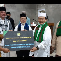 Safari Ramadhan Bersama Wagub, Kakanwil Berbagi Kebahagiaan di Kota Kelahiran