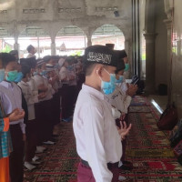 Ikut Berduka, MIN 1 Gelar Sholat Ghaib Untuk Korban KRI Nanggala-402