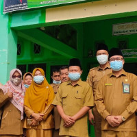 Pastikan Kehadiran ASN, Kepala Kantor Kemenag Kota Sidak Ke KUA dan Madrasah