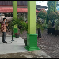 Kemenag Kota Bengkulu Laksanakan Upacara Penghormatan Bendera Merah Putih