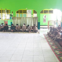 Siswa Kelas X MAN 2 Mukomuko Antusias Ikuti Sosialisasi Penyakit Menular dari Puskesmas Kota Mukomuko