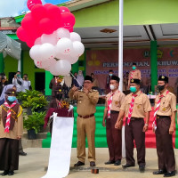 Semarak HSN, Bupati Buka Kemah Santri