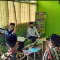 Kemenag Mukomuko Dampingi Tim Kanwil Kemenag Provinsi Bengkulu Sosialisasikan Penerima Bantuan Operasional Masjid Tahun 2021