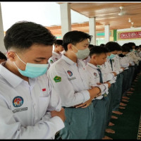 Sebelum KBM Siswa MAN 2 Kota Bengkulu Laksanakan Shalat Dhuha