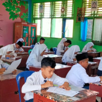 MTsN 2 Mukomuko Gelar Ujian Akhir Semester Ganjil TP 2021/2022