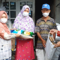 Jumat Berbagi, DWP Kanwil Kemenag Bengkulu Kembali Salurkan Sembako