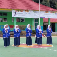 MTsN 2 Mukomuko Utus 17 Siswi Ikuti Lomba Senandung Asmaul Husna Tingkat Provinsi