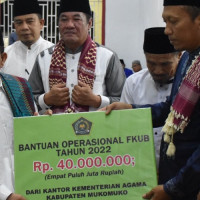 Safari Ramadhan Di Kabupaten Mukomuko, Kemenag Kolaborasi Pemda Salurkan Bantuan