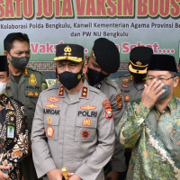 Jelang Lebaran, Kanwil Kemenag, Polda Bengkulu, dan PWNU Lakukan Vaksinasi Gratis