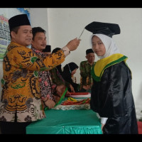 Hadiri Wisuda MDTA Kab. Rejang Lebong, Kabid Pakis : Jadikan Al-Qur’an Sebagai Solusi