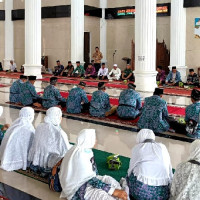 KakanKemenag Dampingi  Wabup Kepahiang Lepas Jemaah Haji Kloter 7