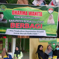 Wujud Kepedulian, DWP Kemenag Bengkulu Utara Kembali Berbagi