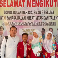 Membanggakan, Dua Siswa MTsN 1 Seluma Sukses Sabet Juara Baca Puisi Tingkat Kabupaten