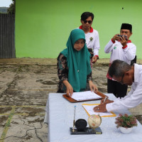 Penanda Tanganan Pakta Integritas Bukti Komitmen Kerja pada Kantor Kemenag Kabupaten Lebong