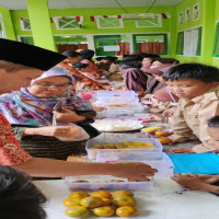 Implementasikan Kurikulum Merdeka, MIN 2 Kota Gelar Market Day